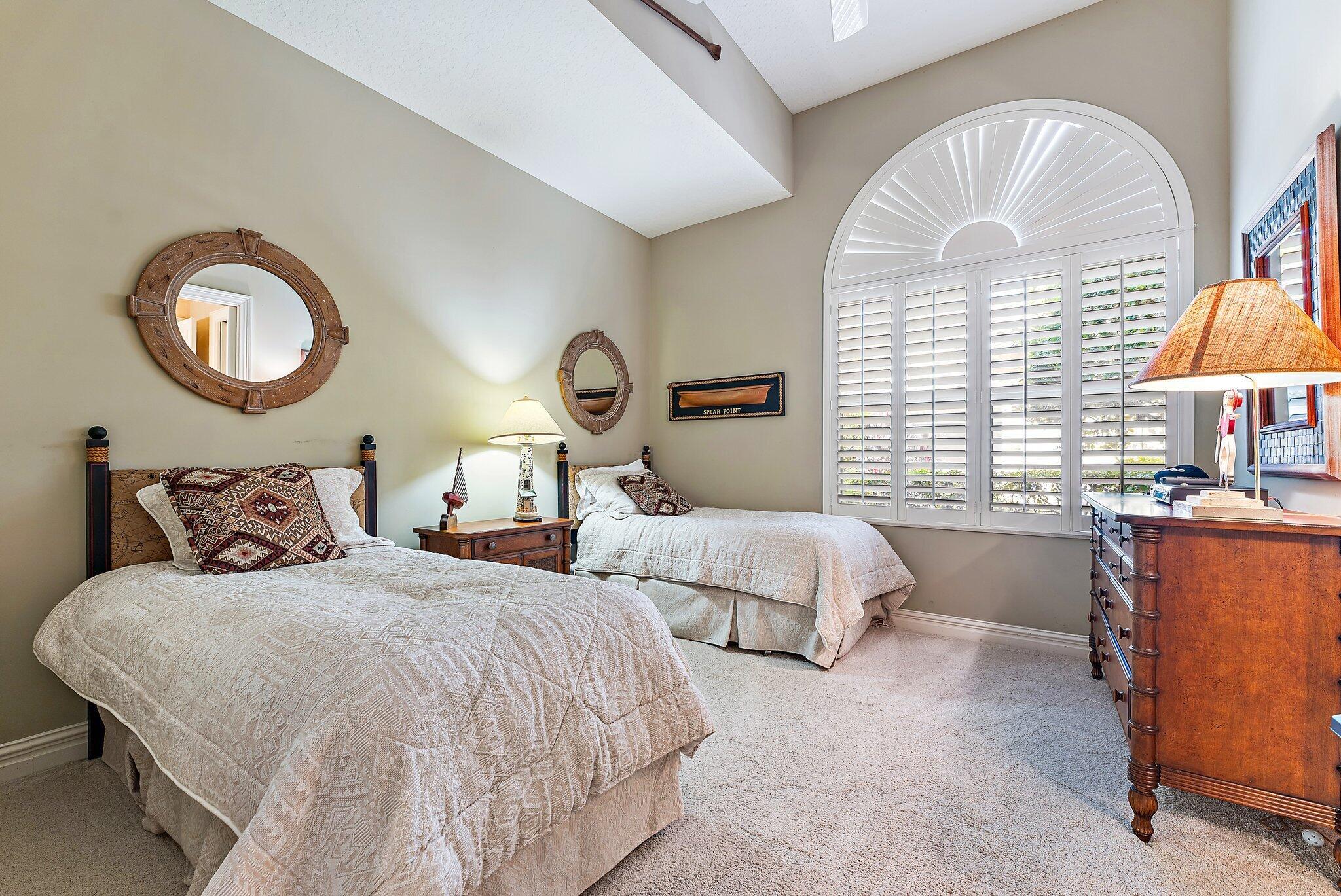 JUPITER RIVER ESTATES - Residential