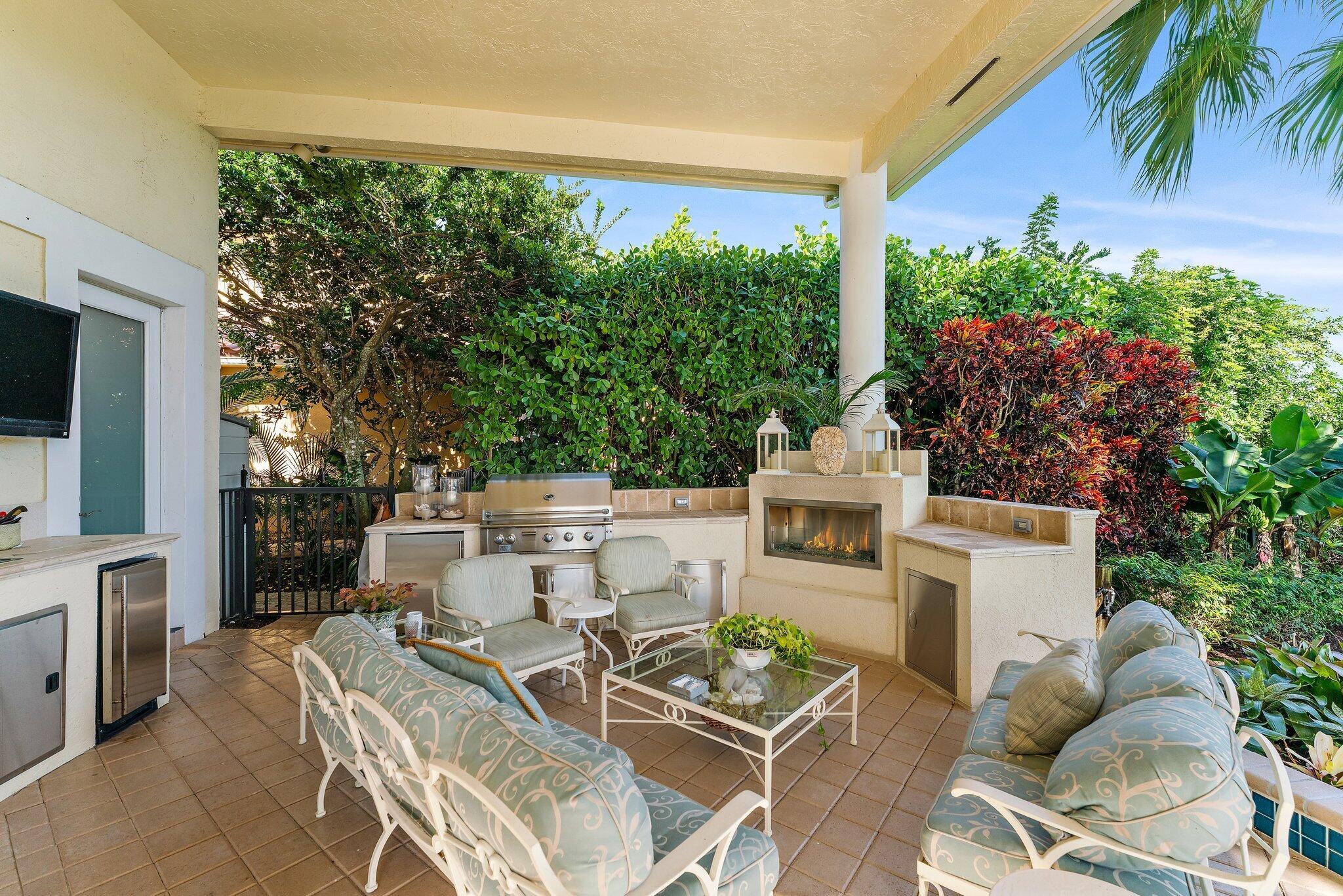 JUPITER RIVER ESTATES - Residential