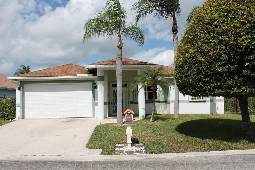 Photo of 1155 Hatteras Circle Cir, Green Acres, FL 33413 (MLS # R10752970)