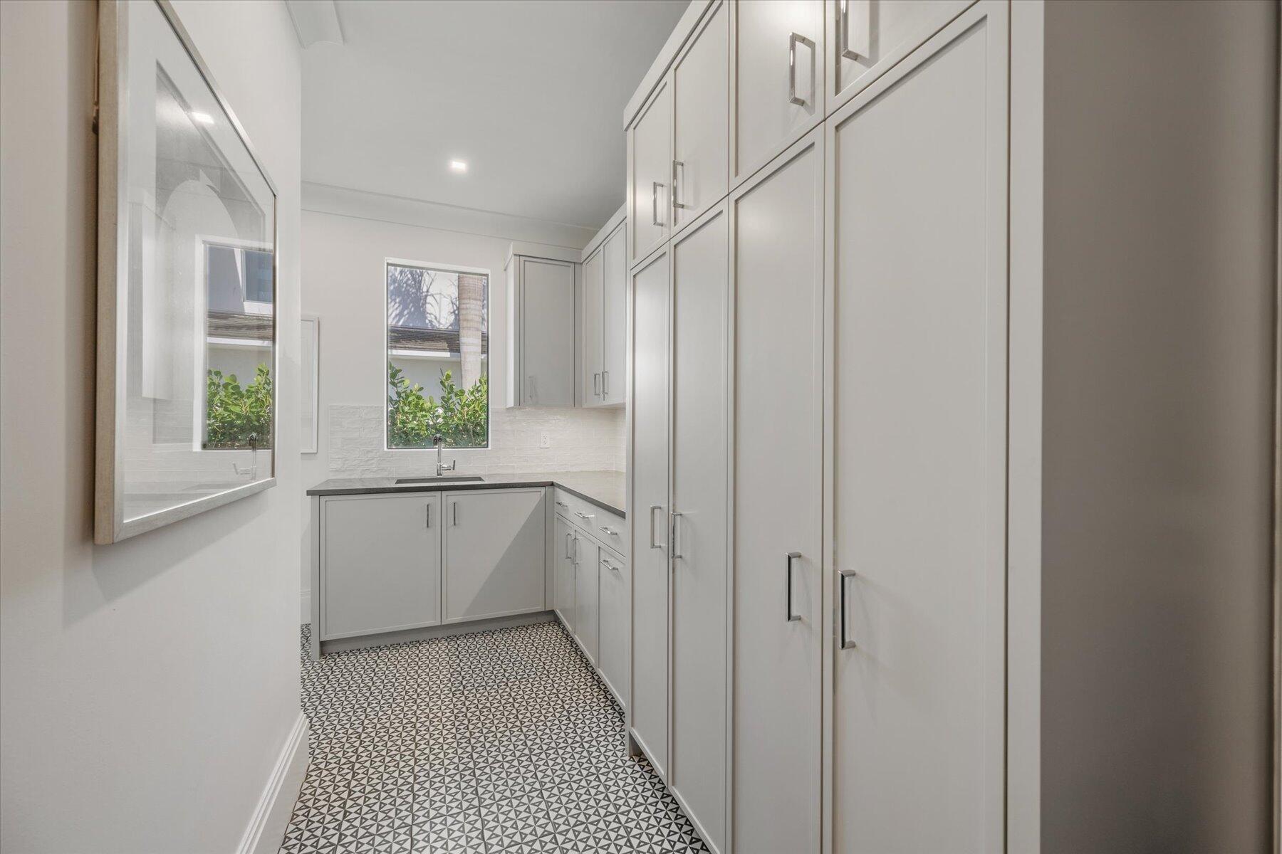 BLUE CYPRESS REPL AT PALM - Residential