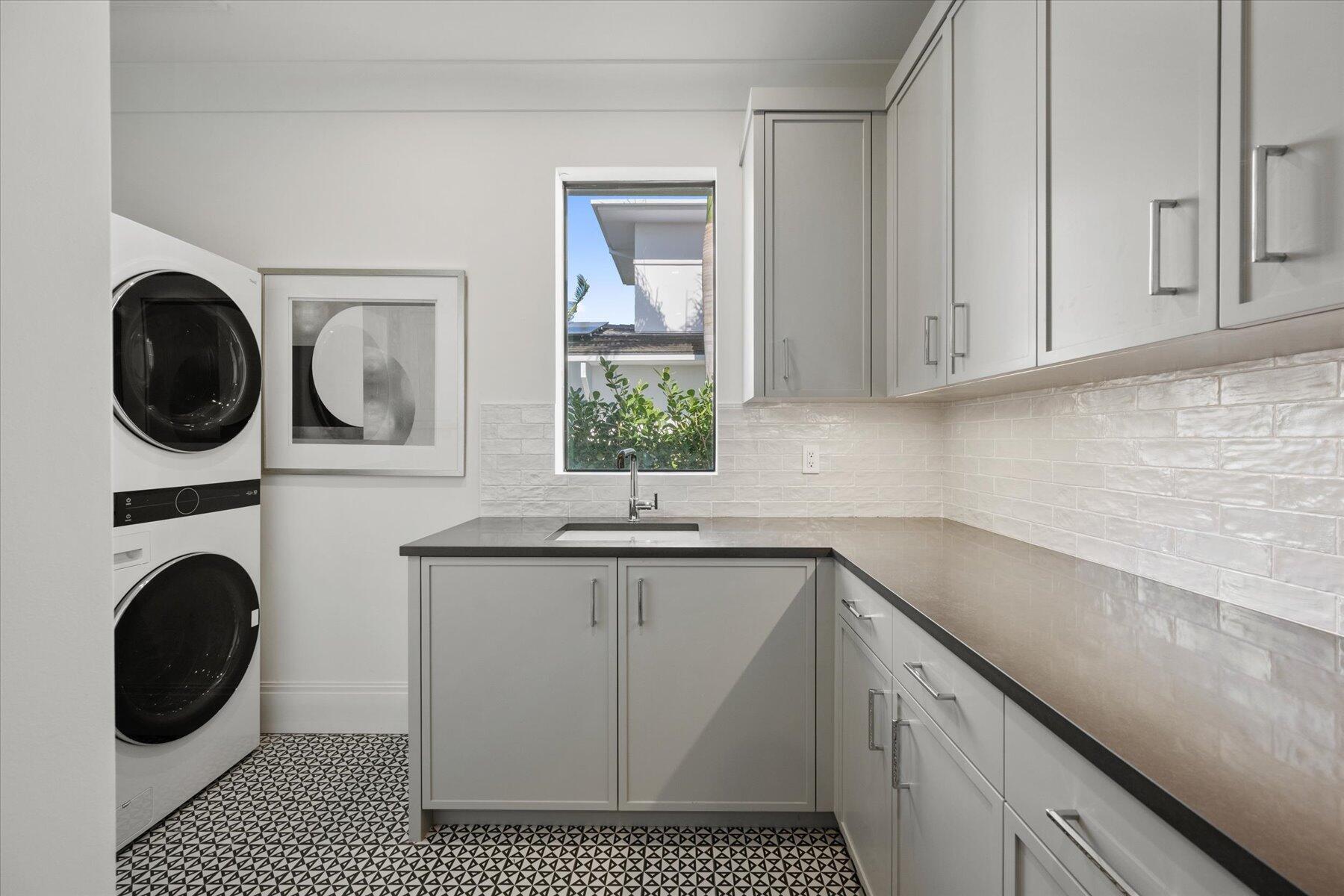 BLUE CYPRESS REPL AT PALM - Residential