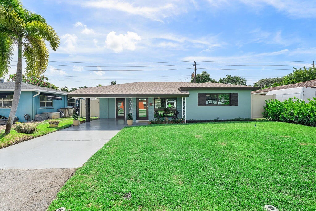 Photo of 4550 NE 2nd Avenue, Oakland Park, FL 33334 (MLS # B26040195)