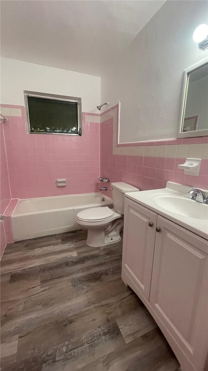 Croissant Park 4-28 B - Residential Lease