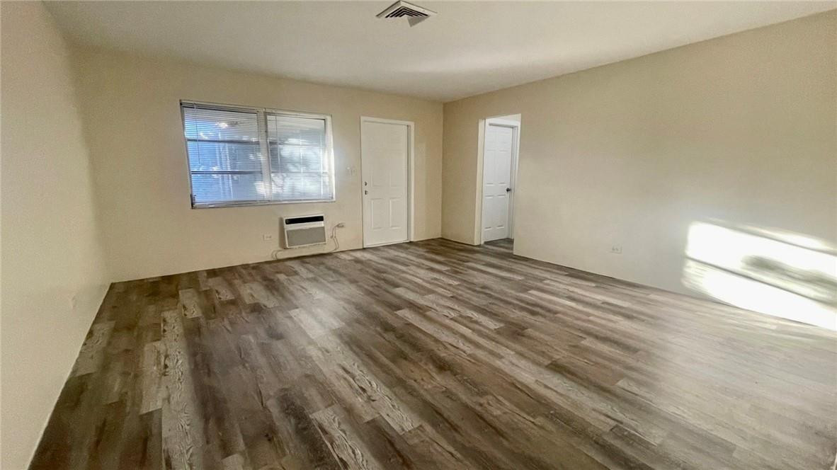 Croissant Park 4-28 B - Residential Lease