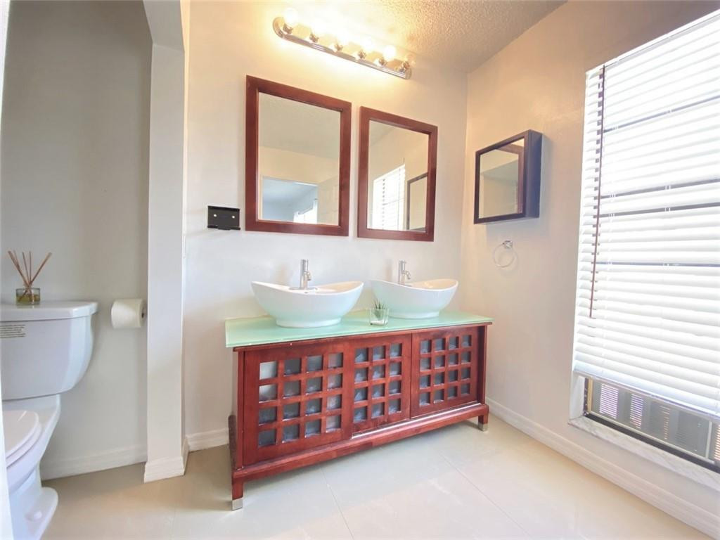 Nova North Condo 1 - Residential Lease