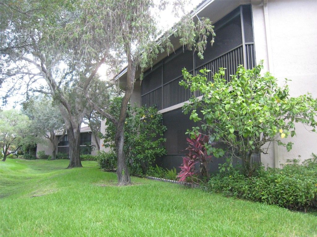 Photo of 9501 NW 2nd Place #3-A, Coral Springs, FL 33071 (MLS # F10546196)