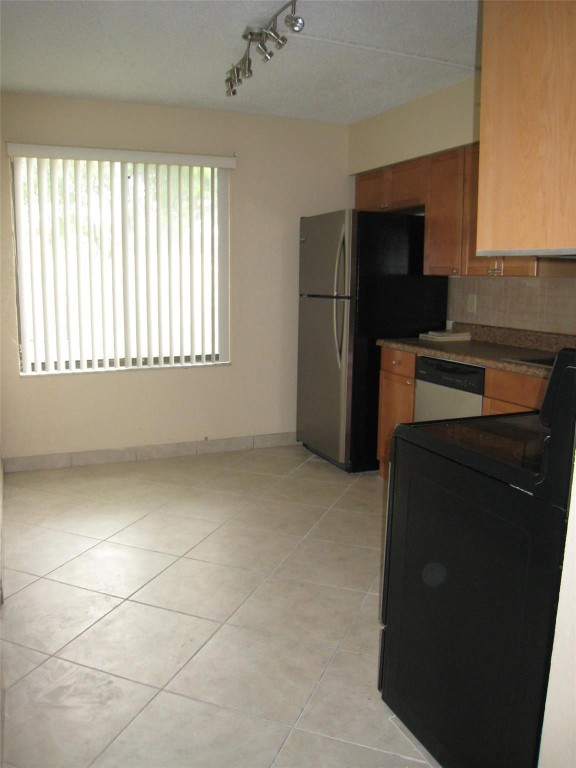 KINGSPORT ESTATES - Residential