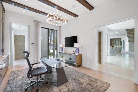 Tiny photo for 169 W KEY PALM Road, Boca Raton, FL 33432 (MLS # B26089630)