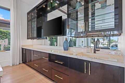 Tiny photo for 169 W KEY PALM Road, Boca Raton, FL 33432 (MLS # B26089630)