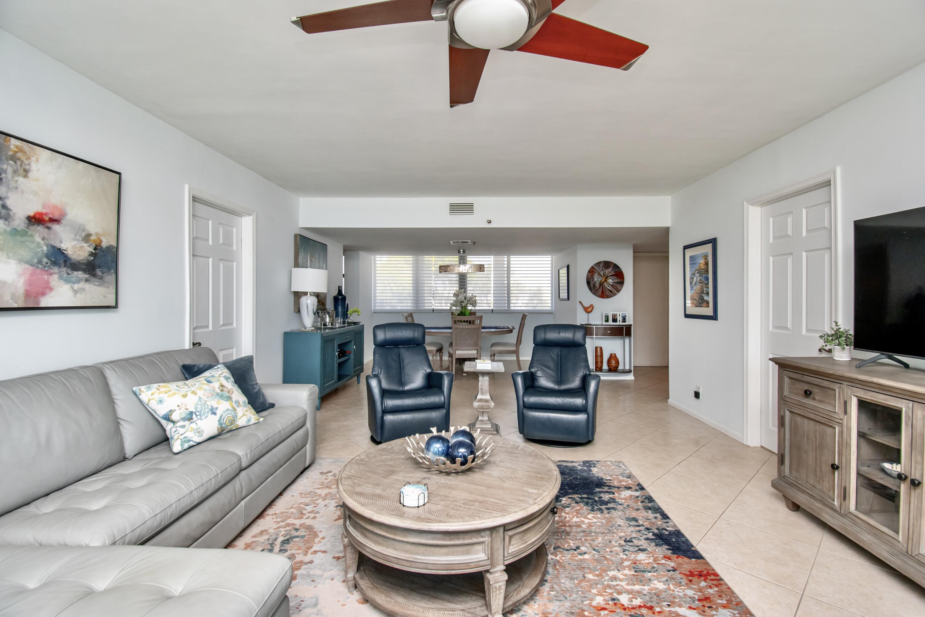 LAKESHORE COLONY I CONDO - Residential