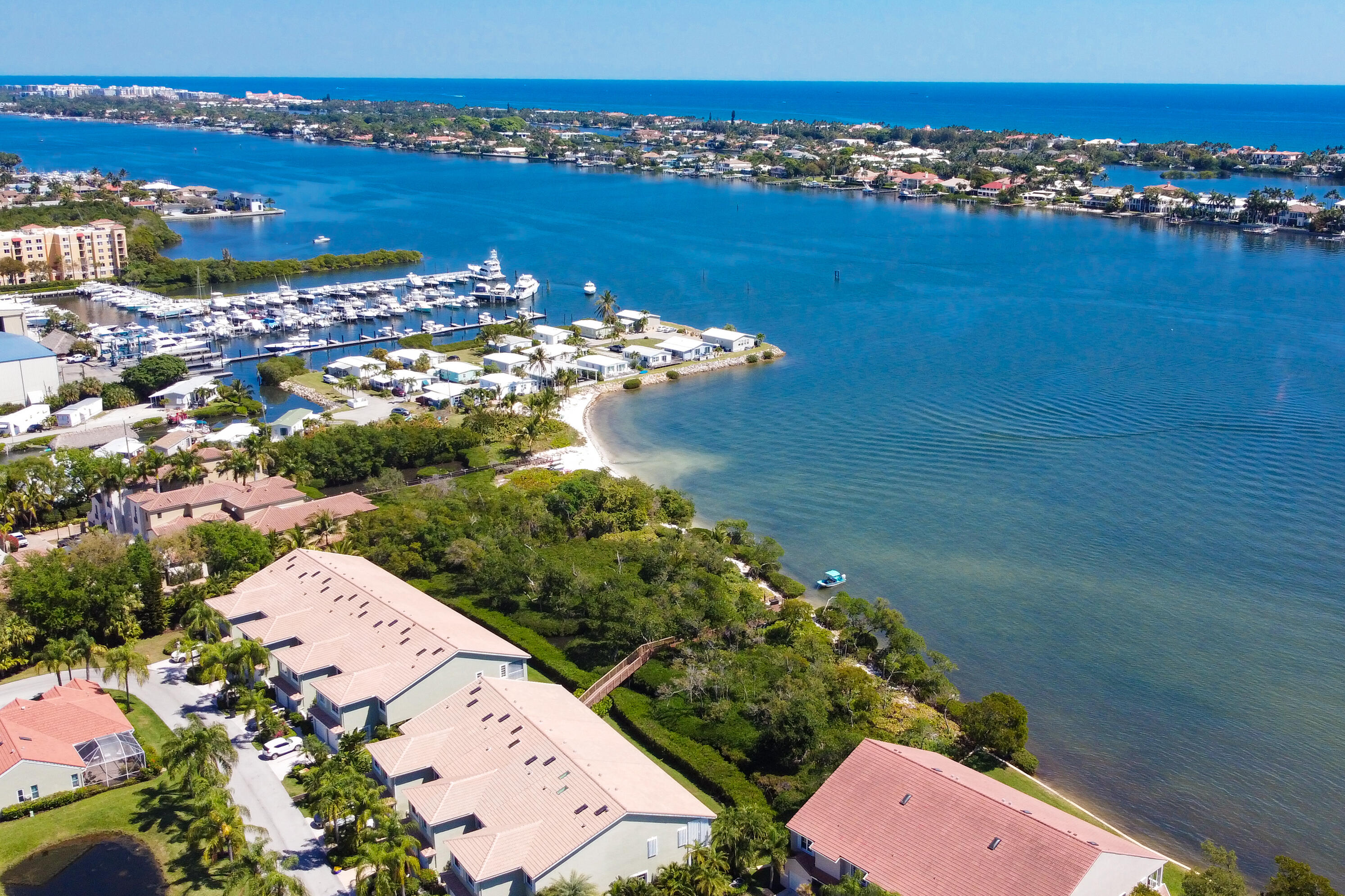 LAKESHORE COLONY I CONDO - Residential