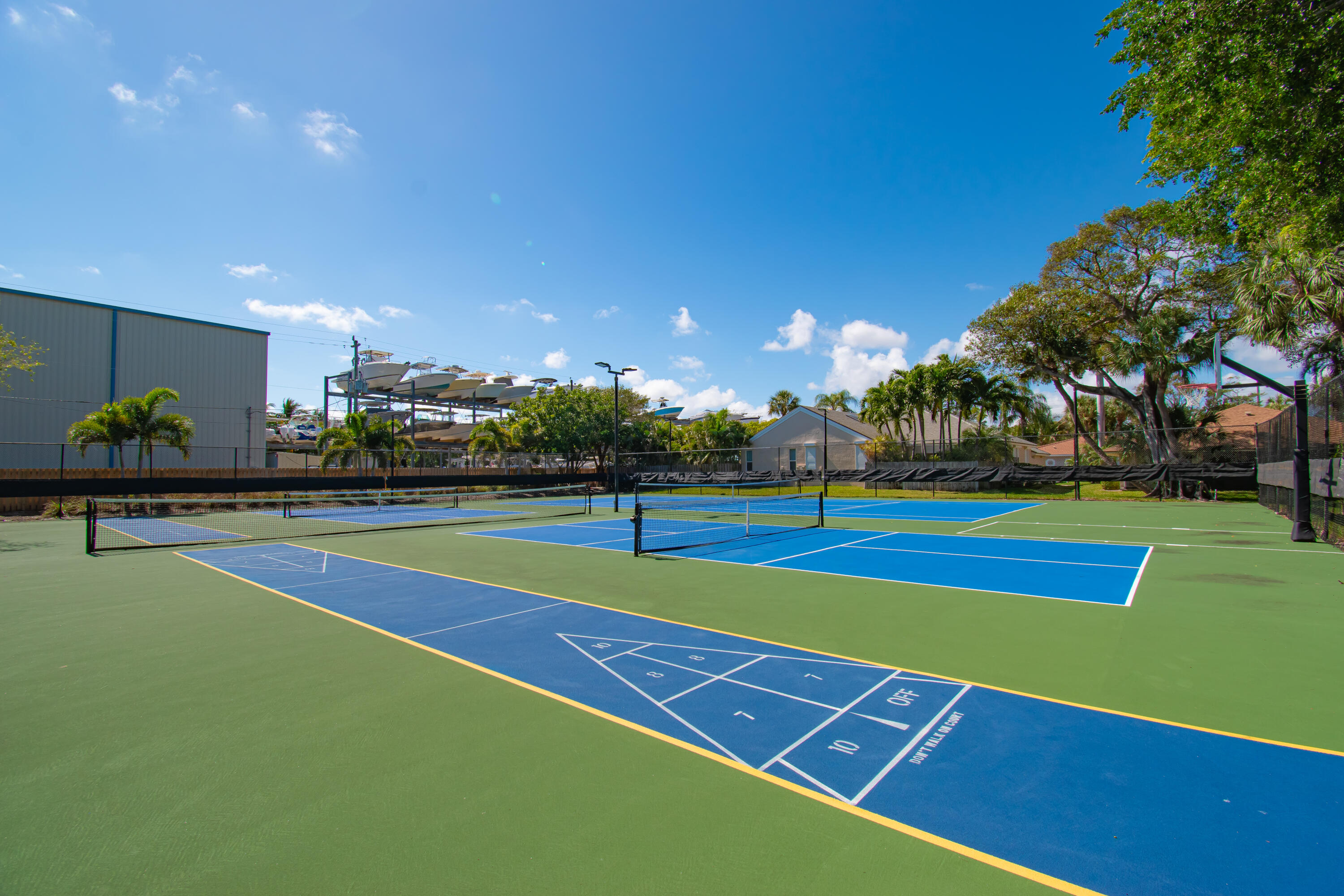 LAKESHORE COLONY I CONDO - Residential