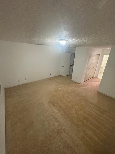 SAVANNAH'S CONDOMINIUM SE - Residential