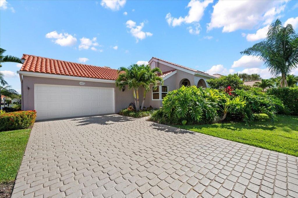 Photo of 13190 Crisa Drive, Palm Beach Gardens, FL 33410 (MLS # R10990108)