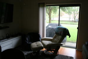 UNIVERSITY MAPLEWOOD TOWNHOUSES CONDO - Residential