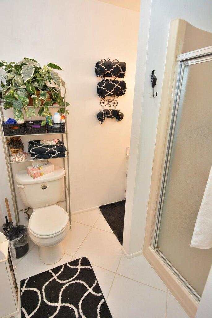 VISTA DEL LAGO CONDO - Residential