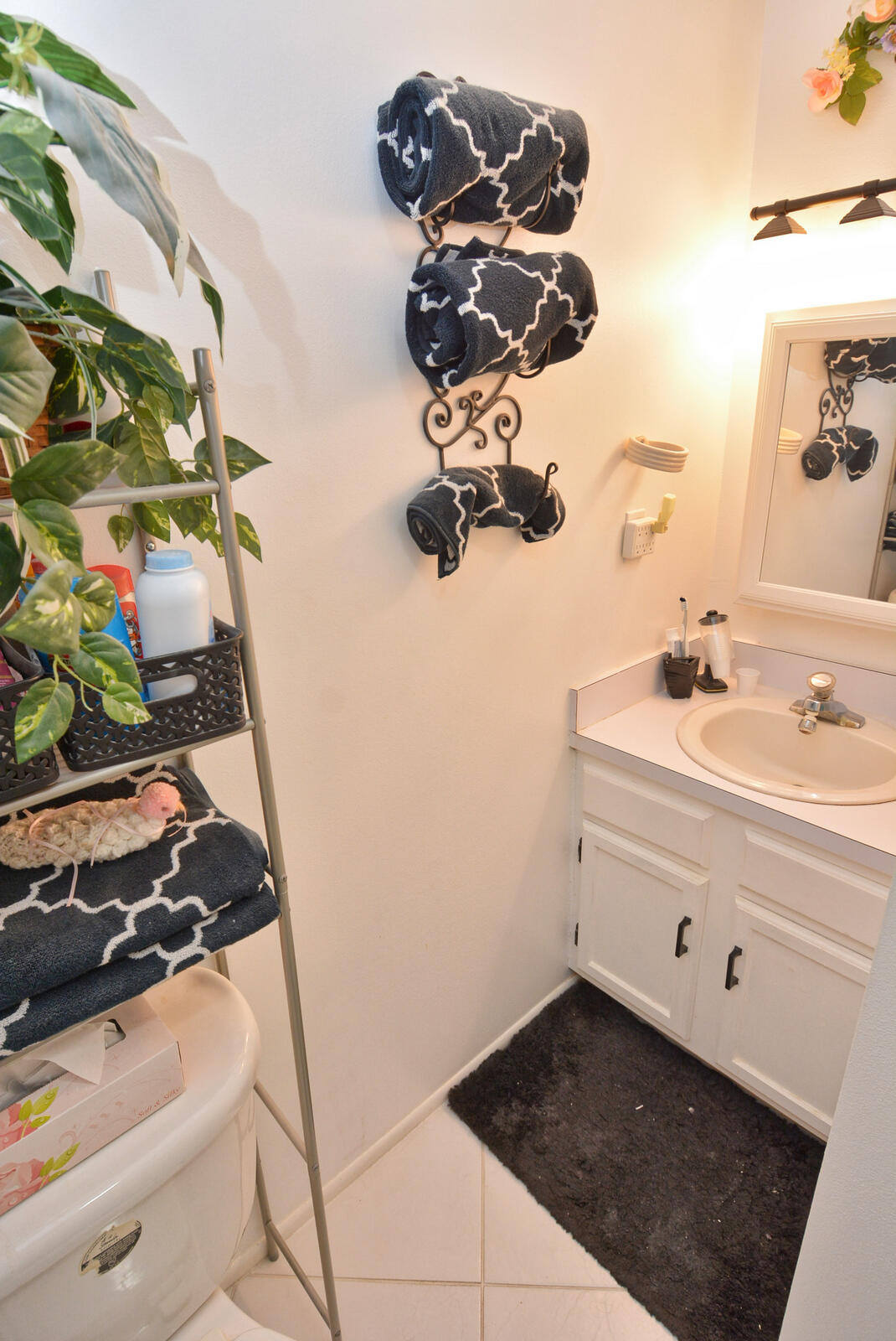 VISTA DEL LAGO CONDO - Residential