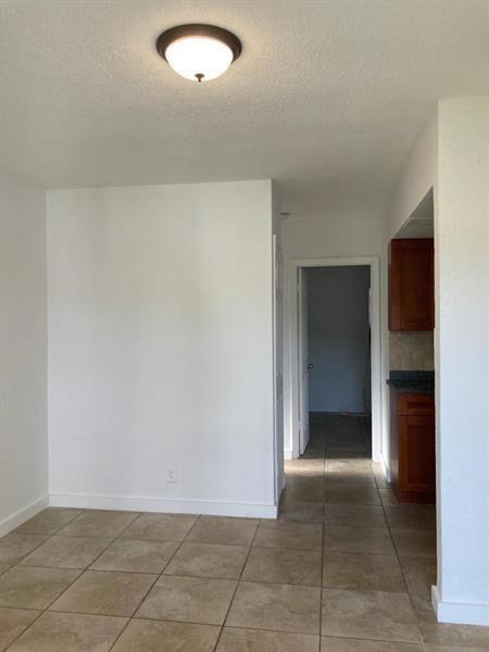 513 SW 2ND CT 3