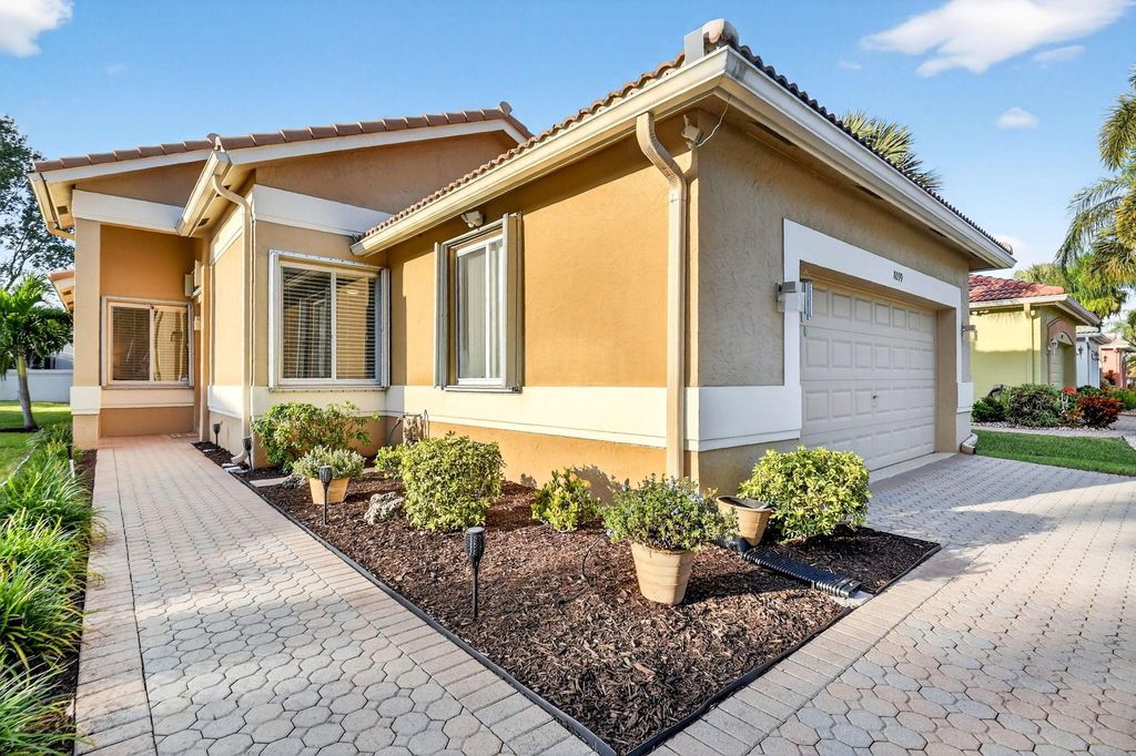 Photo of 8099 Bellafiore Way, Boynton Beach, FL 33472 (MLS # R11145920)