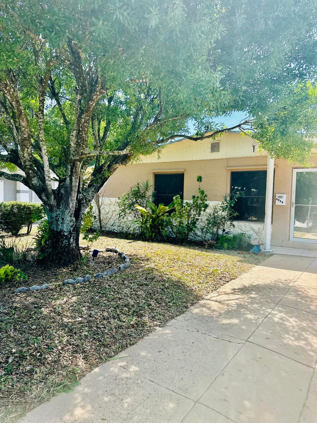 Photo of 1911 Avenue O Avenue, Fort Pierce, FL 34950 (MLS # R10972894)