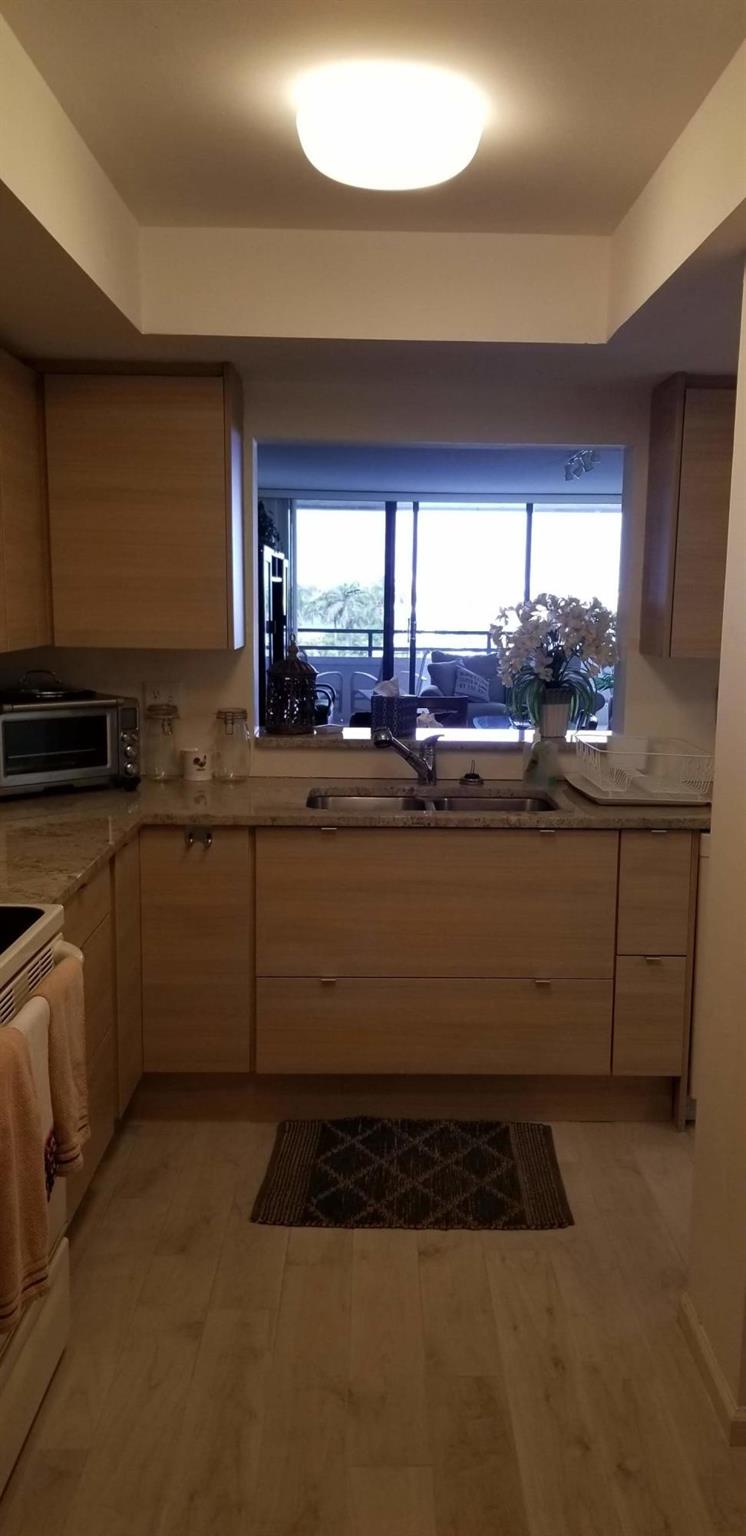 THIRTY FIVE SIXTY CONDO - Residential Lease