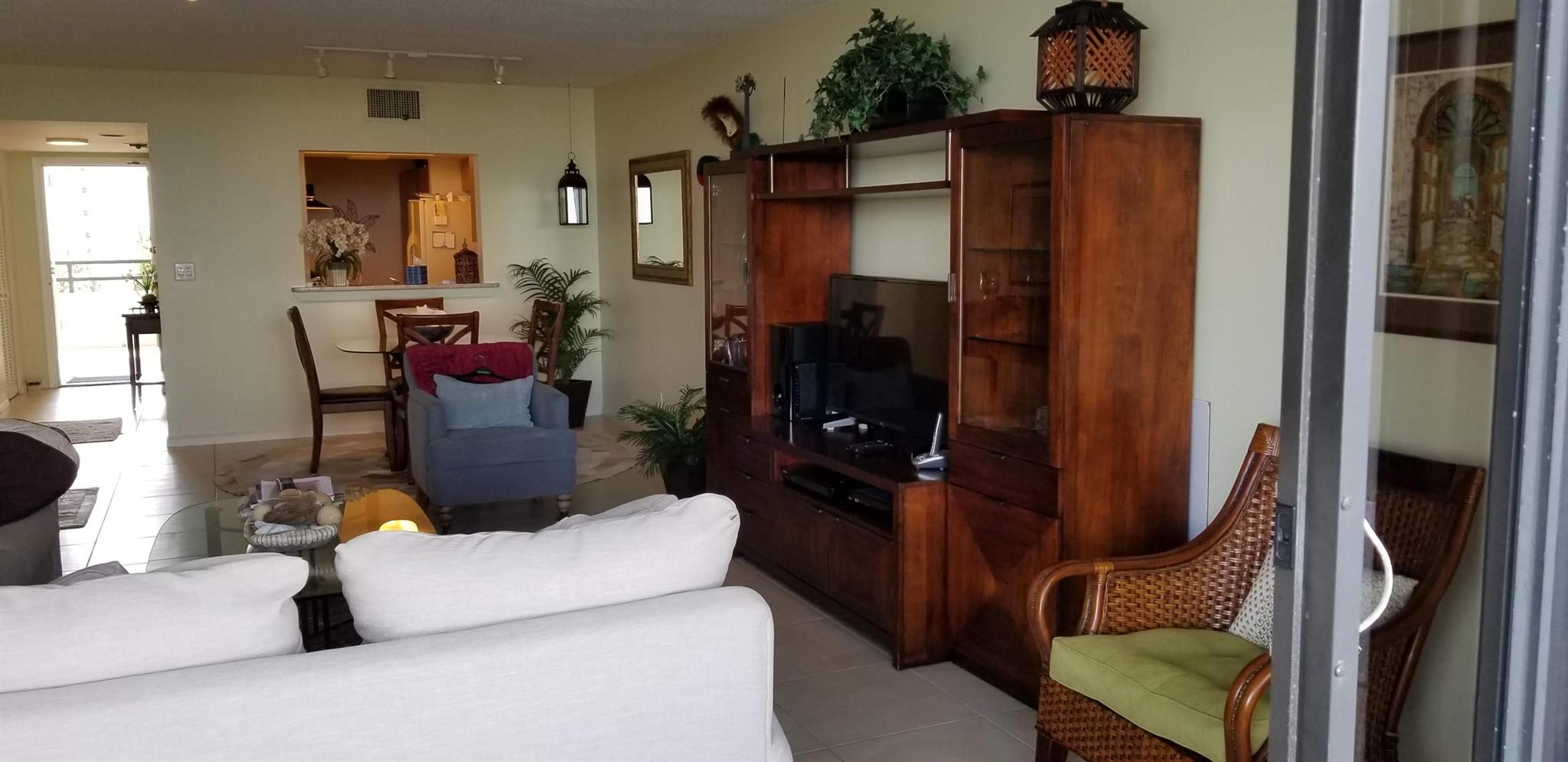 THIRTY FIVE SIXTY CONDO - Residential Lease