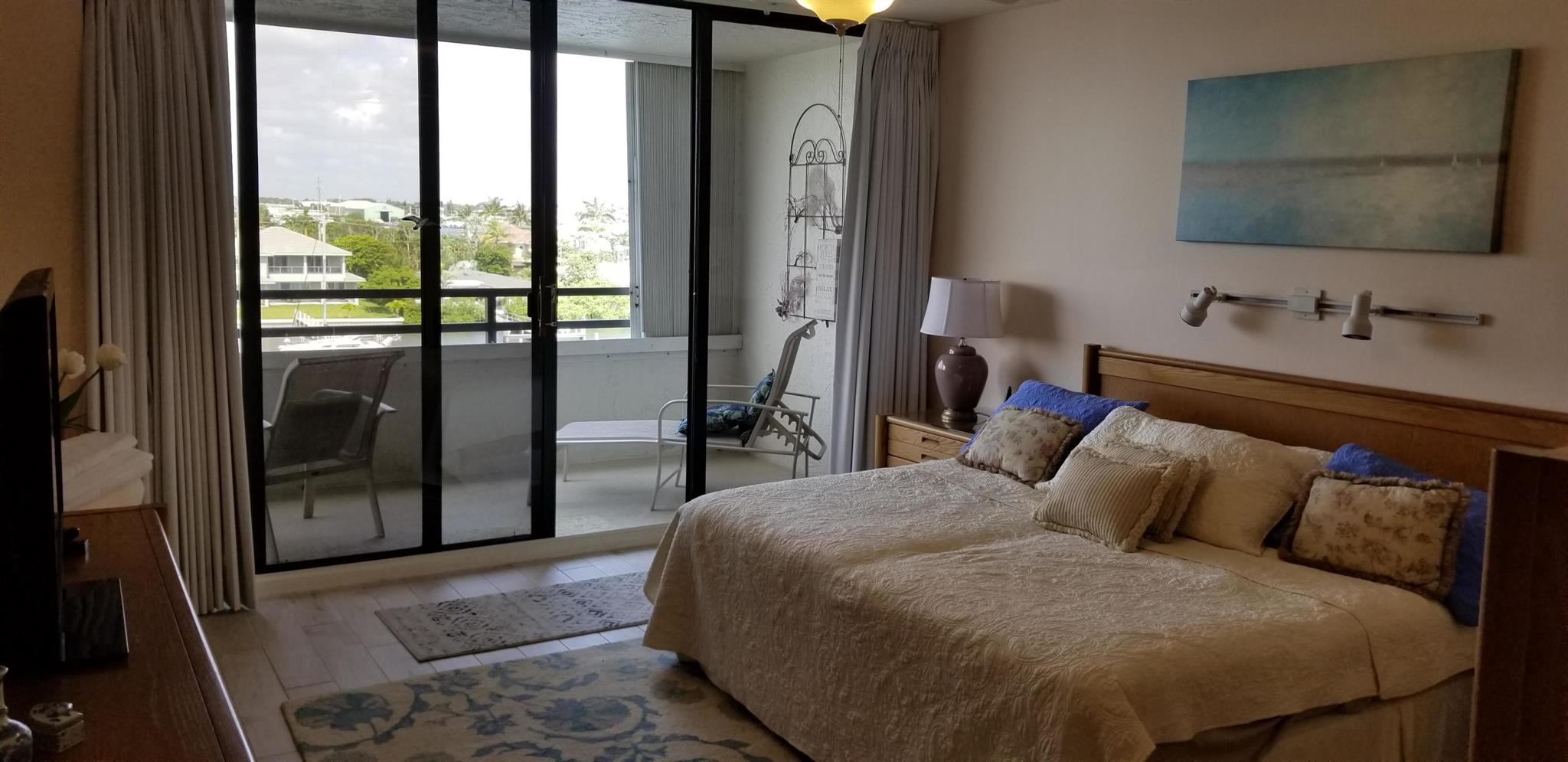 THIRTY FIVE SIXTY CONDO - Residential Lease