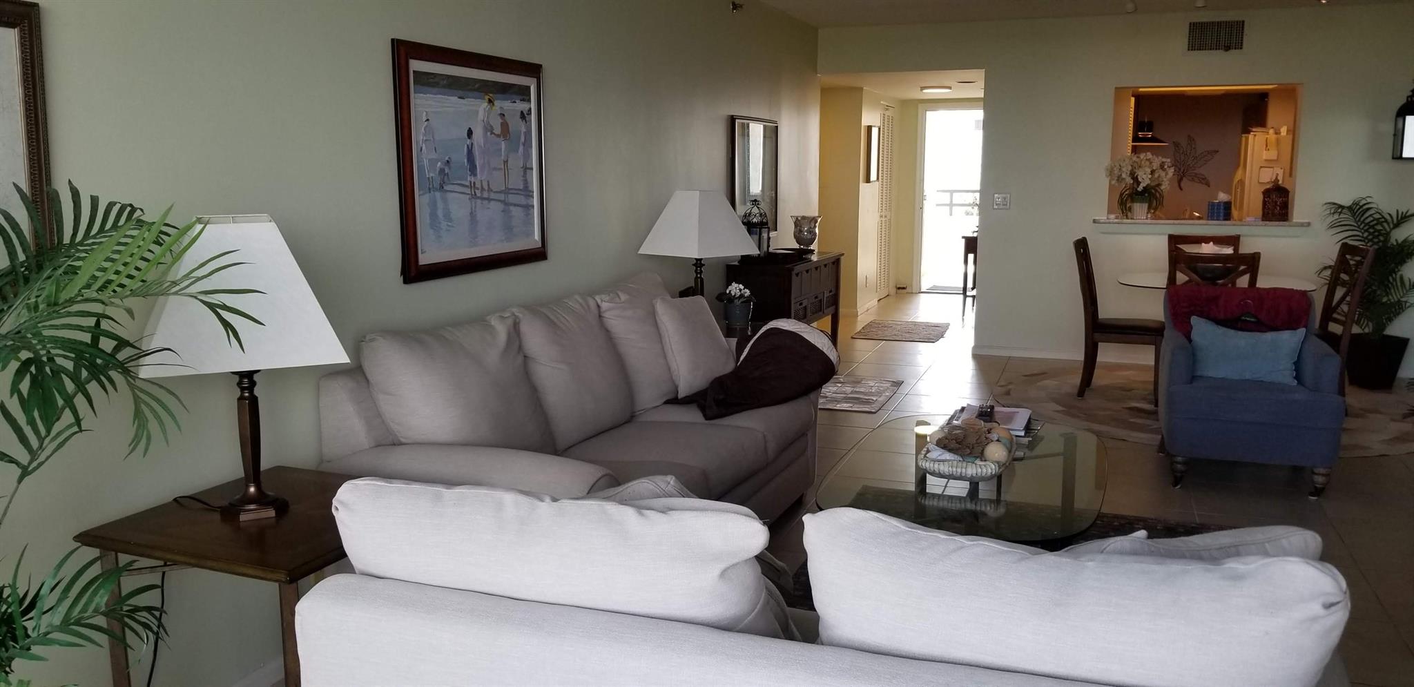 THIRTY FIVE SIXTY CONDO - Residential Lease
