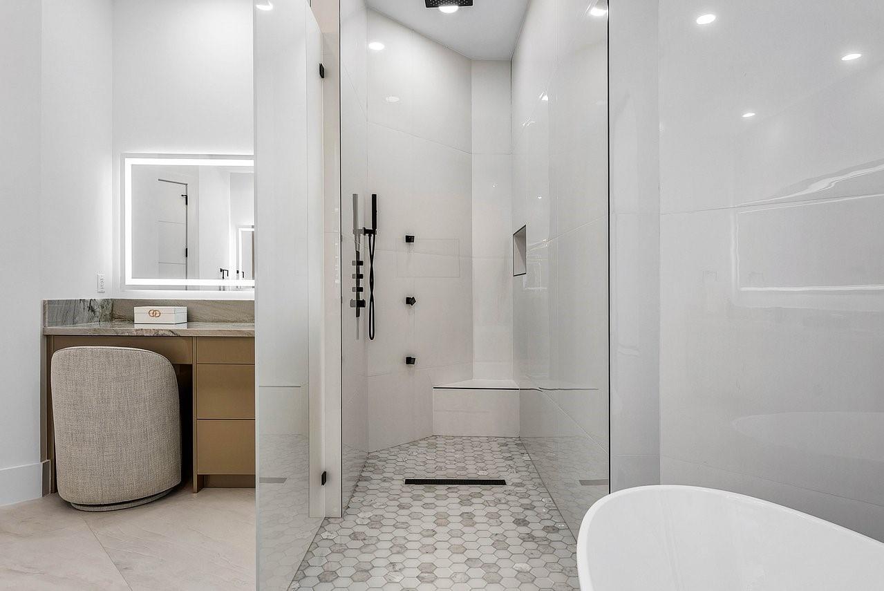 The Oaks - Residential