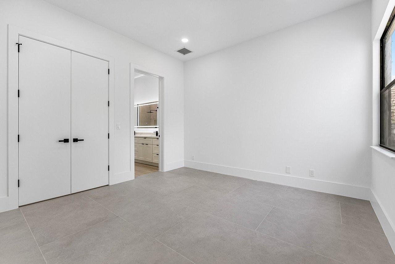 The Oaks - Residential