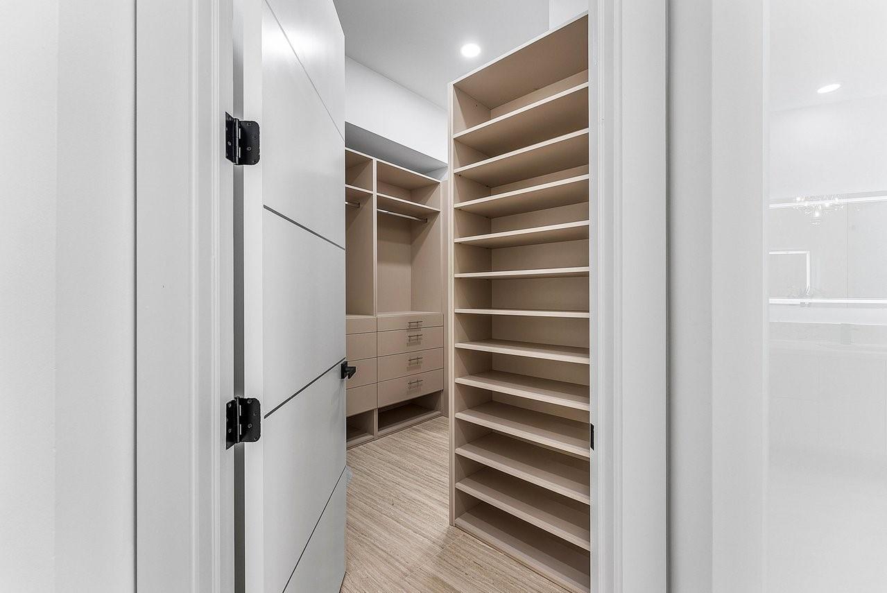 The Oaks - Residential