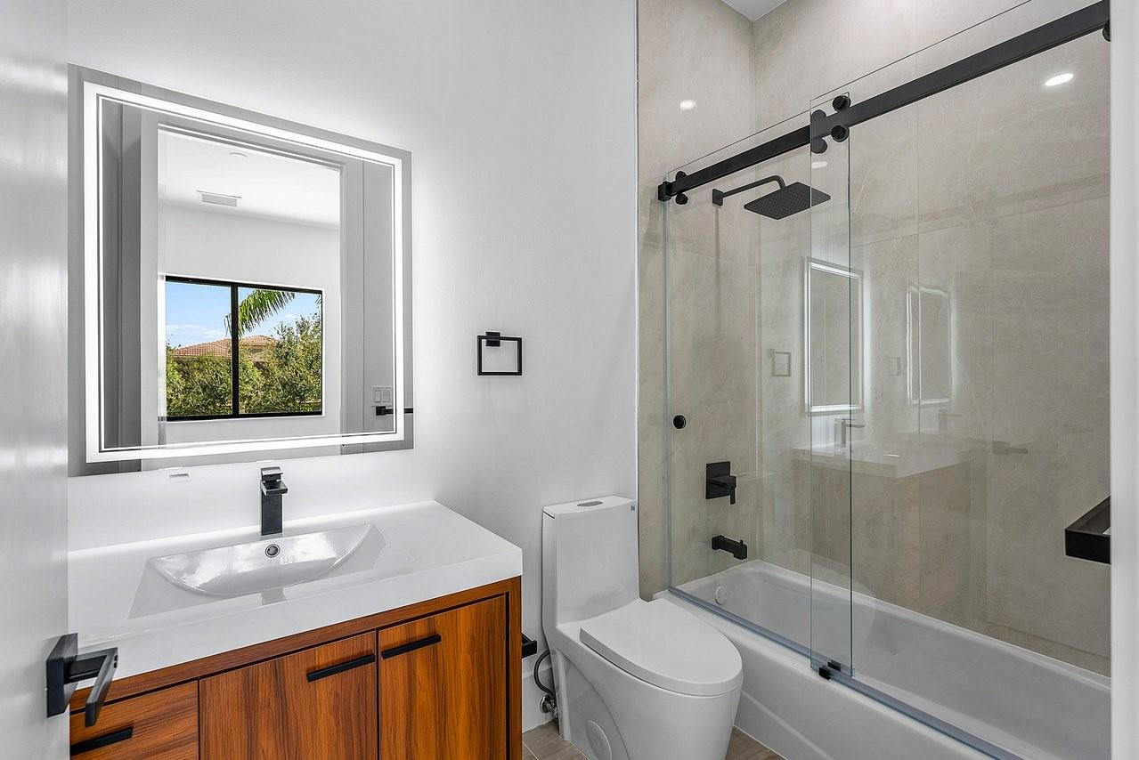 The Oaks - Residential