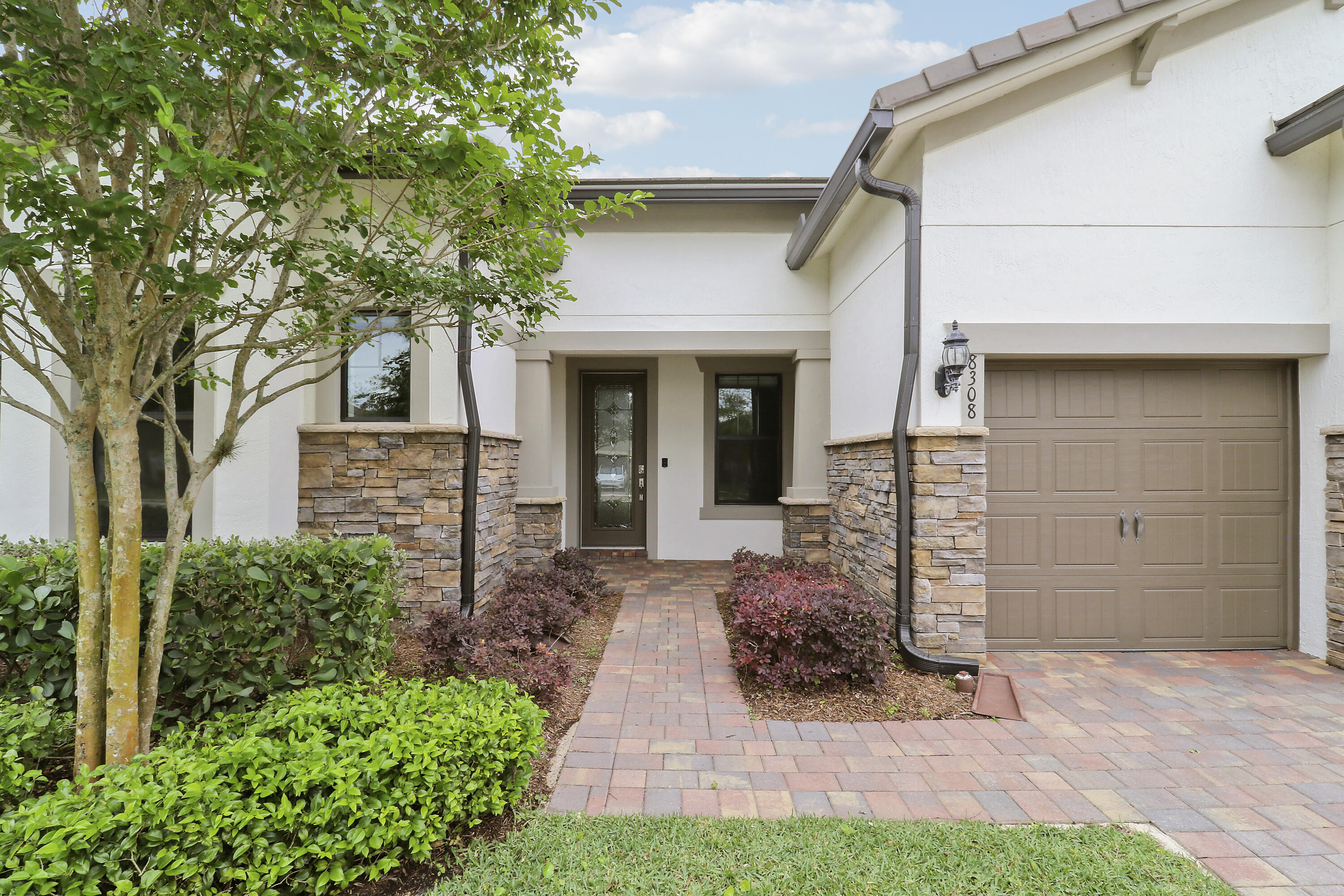 8308 Pedigree Circle