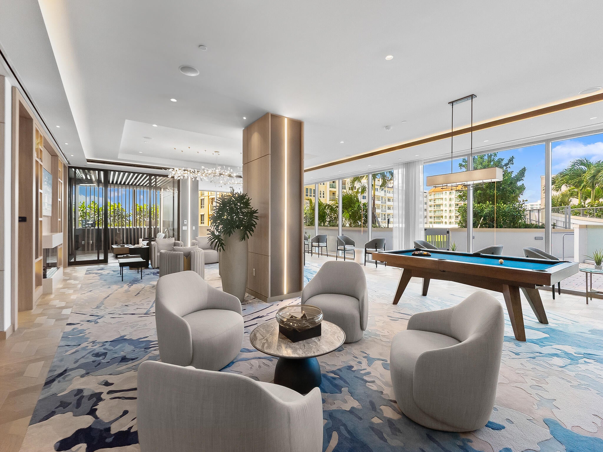151 N Seabreeze Boulevard 2104