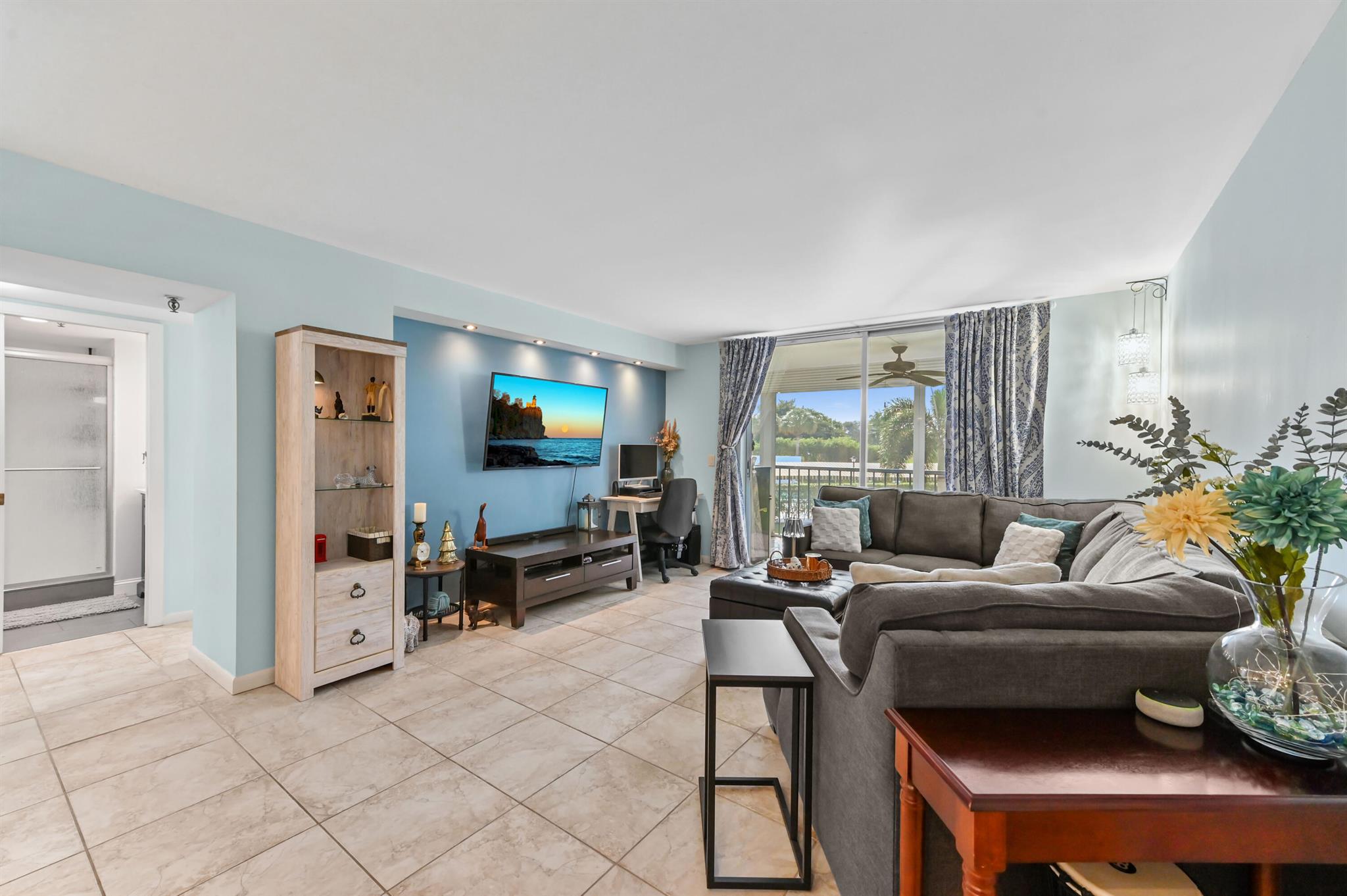 BOCA TEECA CONDO 9 - Residential