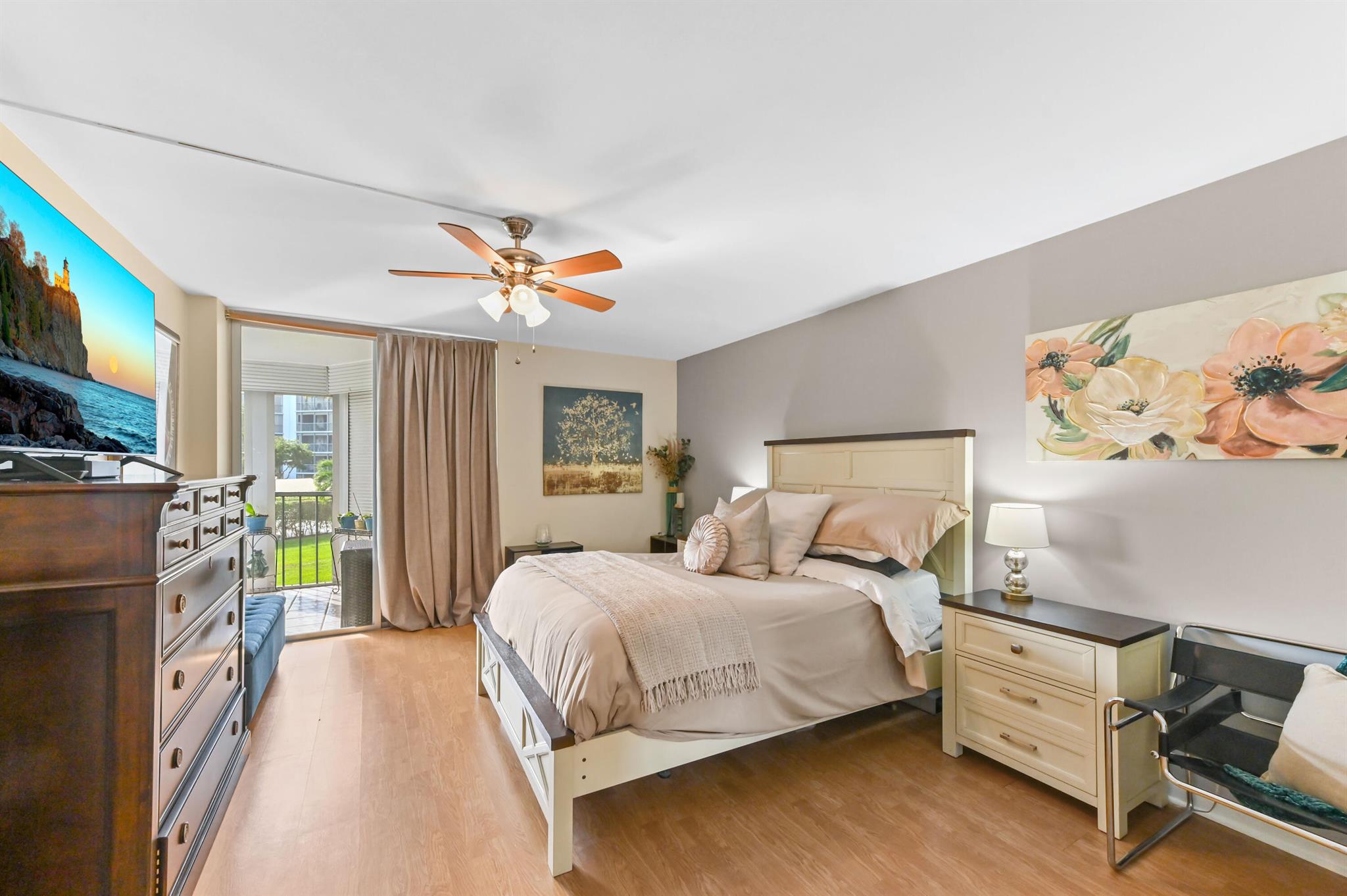 BOCA TEECA CONDO 9 - Residential