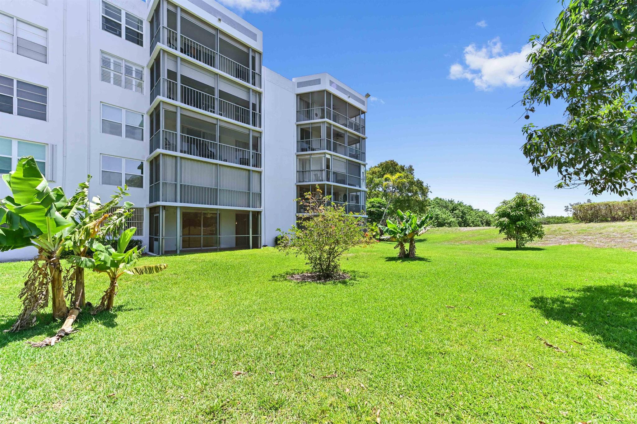 BOCA TEECA CONDO 9 - Residential