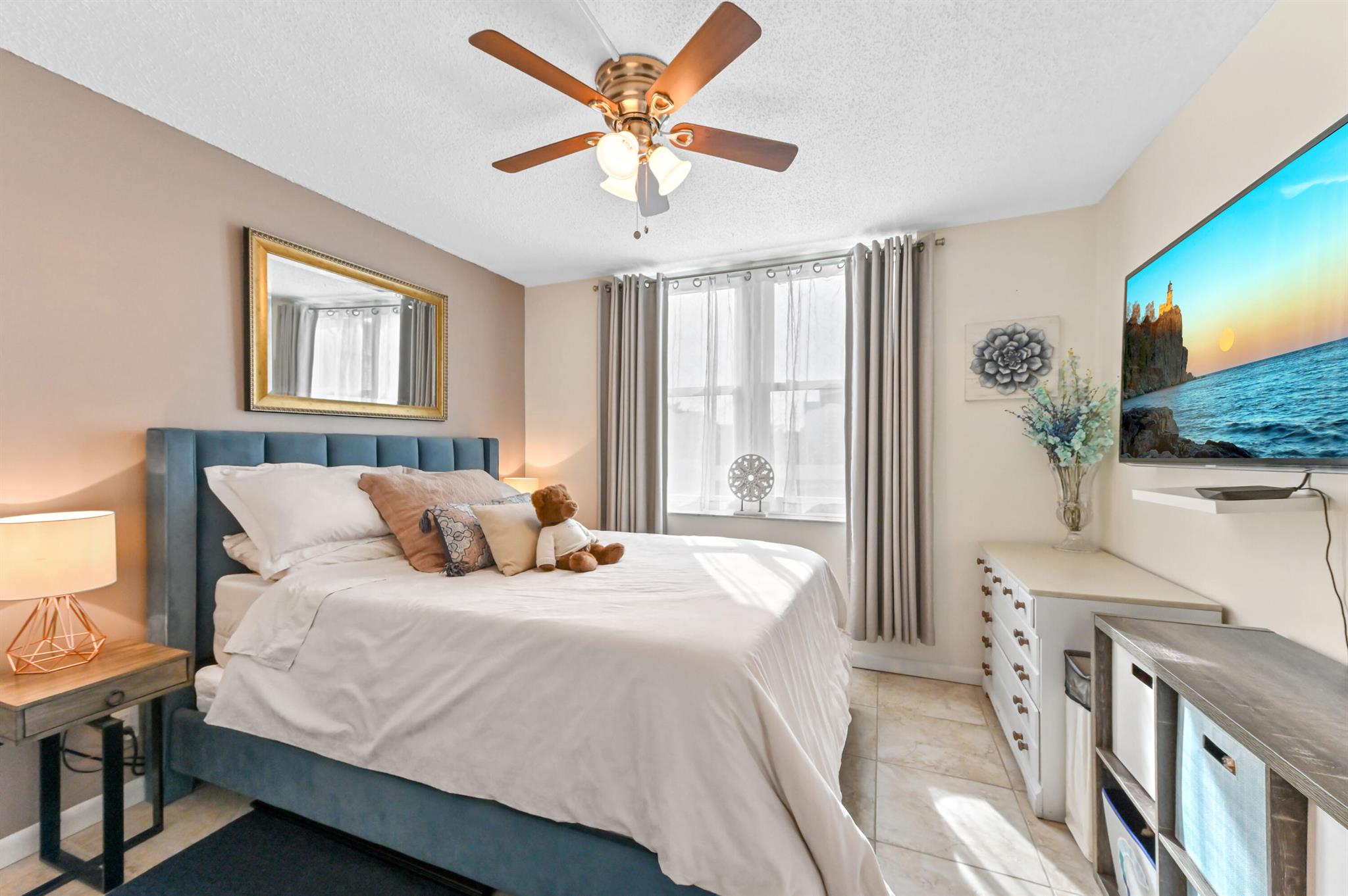 BOCA TEECA CONDO 9 - Residential