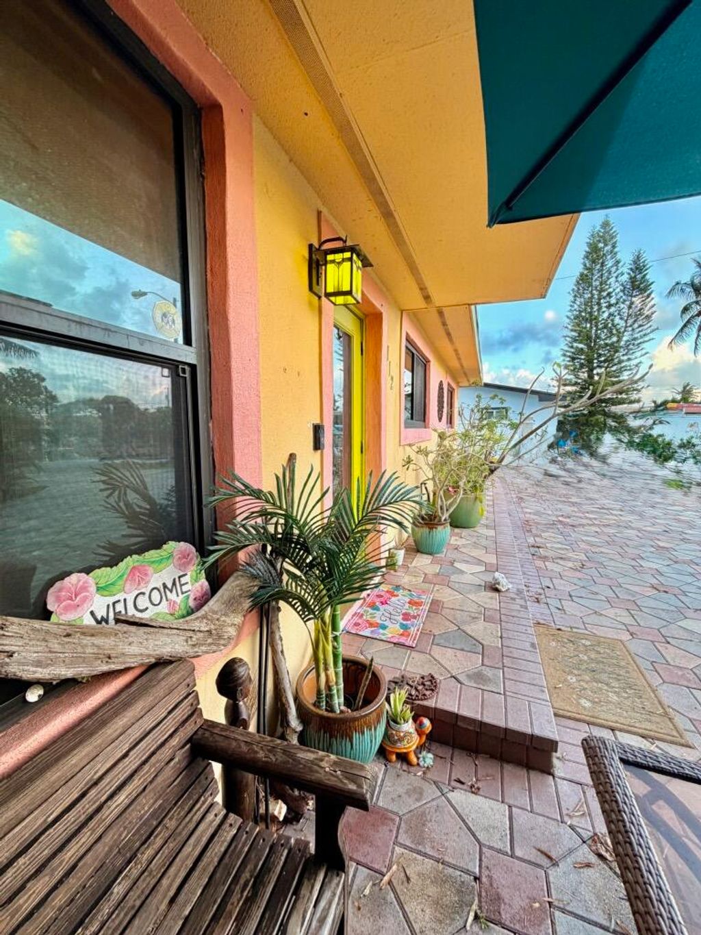 Photo of 112 San Juan Drive, Palm Springs, FL 33461 (MLS # B26010525)