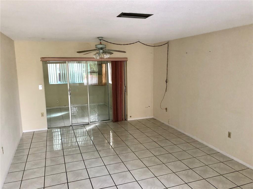 Sunrise Golf Village Firs - Residential