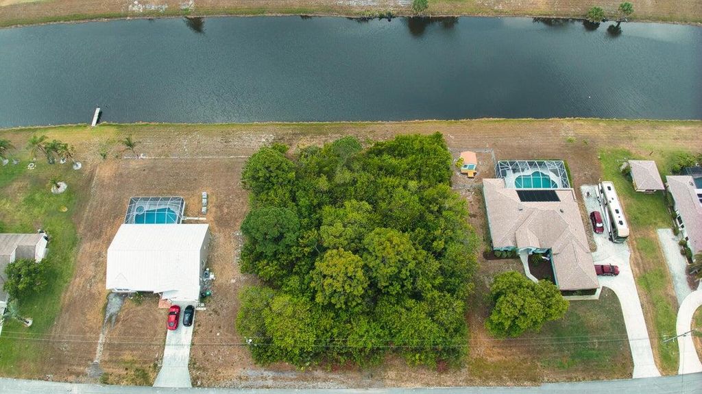 Photo of 123 SW Gettysburg Drive, Port Saint Lucie, FL 34953 (MLS # R11075489)