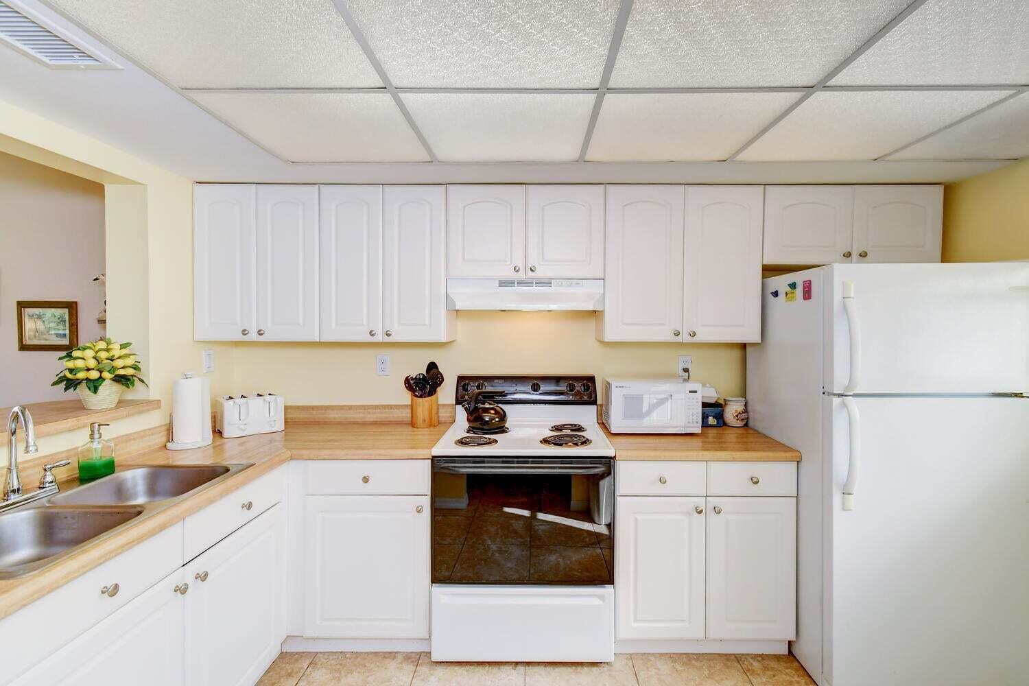 OCEAN TOWERS CONDOMINIUM B - Residential