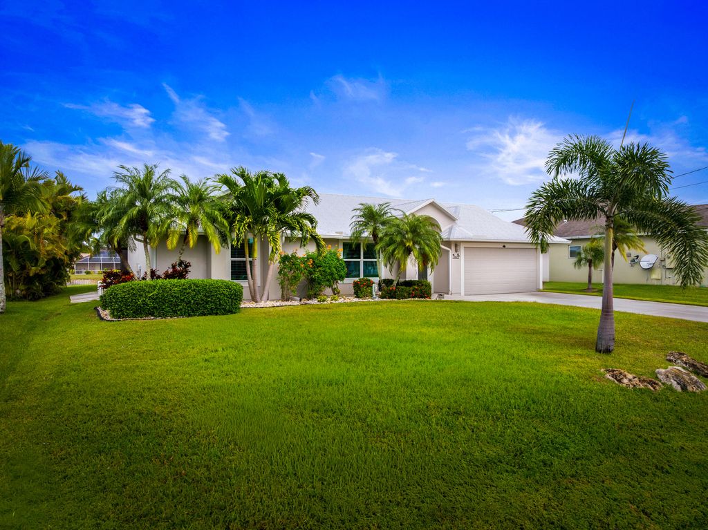 Photo of 5452 NW Empress Circle, Port Saint Lucie, FL 34983 (MLS # R11139594)