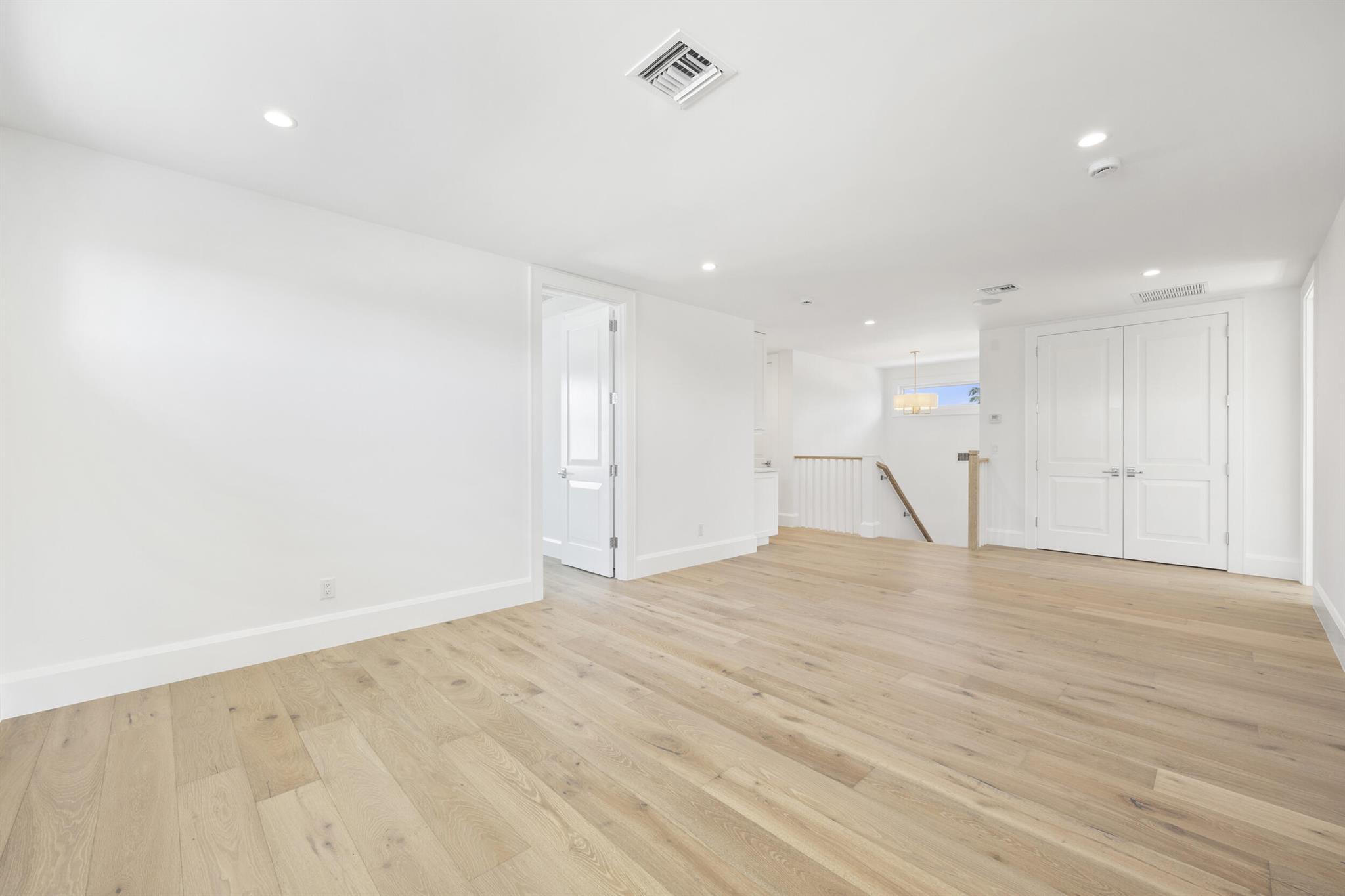 JUPITER INLET BEACH COLON - Residential