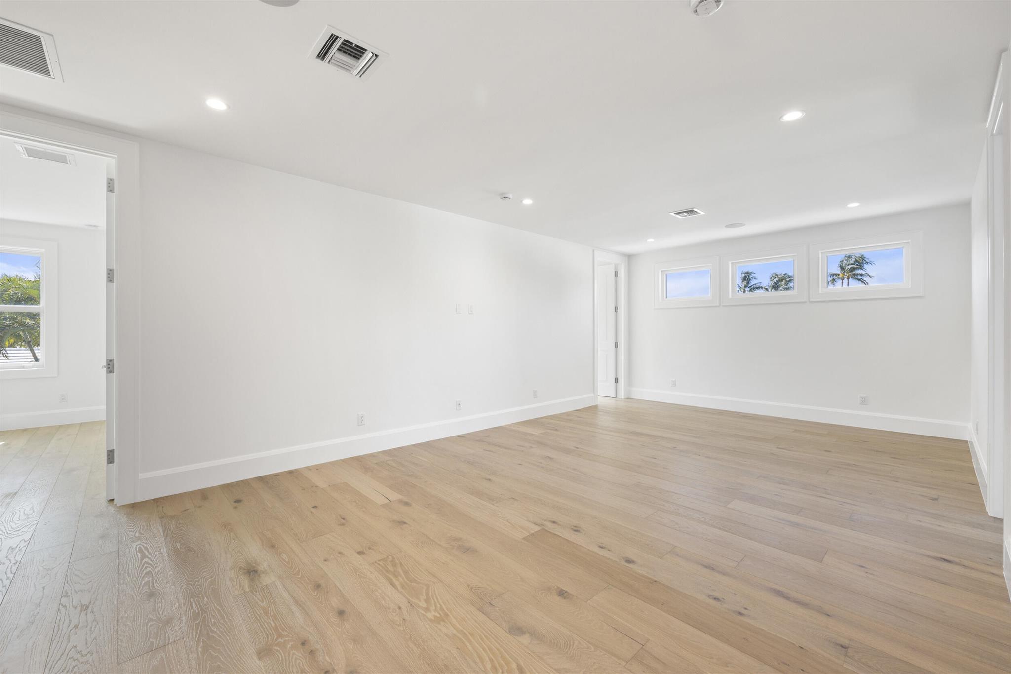 JUPITER INLET BEACH COLON - Residential