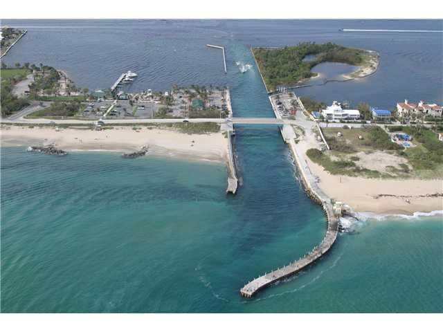 PALMETTO CONDOMINIUM AT LAS VERDES - Residential