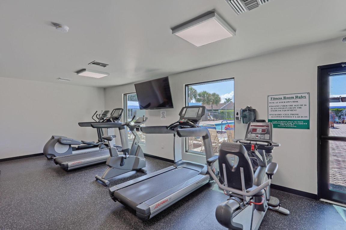 PALMETTO CONDOMINIUM AT LAS VERDES - Residential