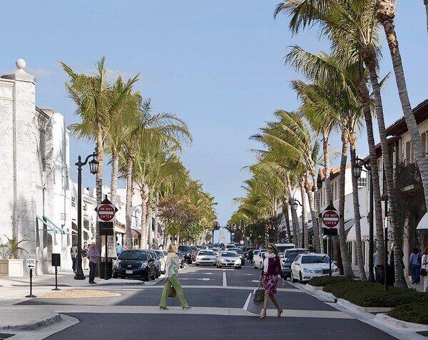 PALMETTO CONDOMINIUM AT LAS VERDES - Residential