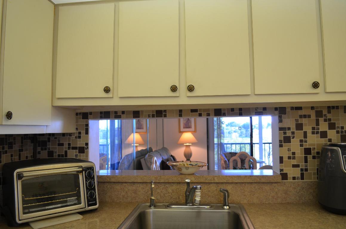 PALMETTO CONDOMINIUM AT LAS VERDES - Residential