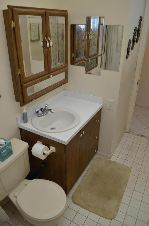 PALMETTO CONDOMINIUM AT LAS VERDES - Residential